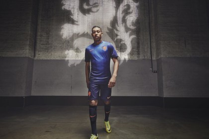 活塞式压缩机最为常见的易损件为？活塞式压缩机应用场合？