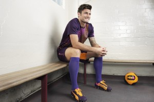 詹姆斯邦德多大岁数？詹姆斯邦德的身世？